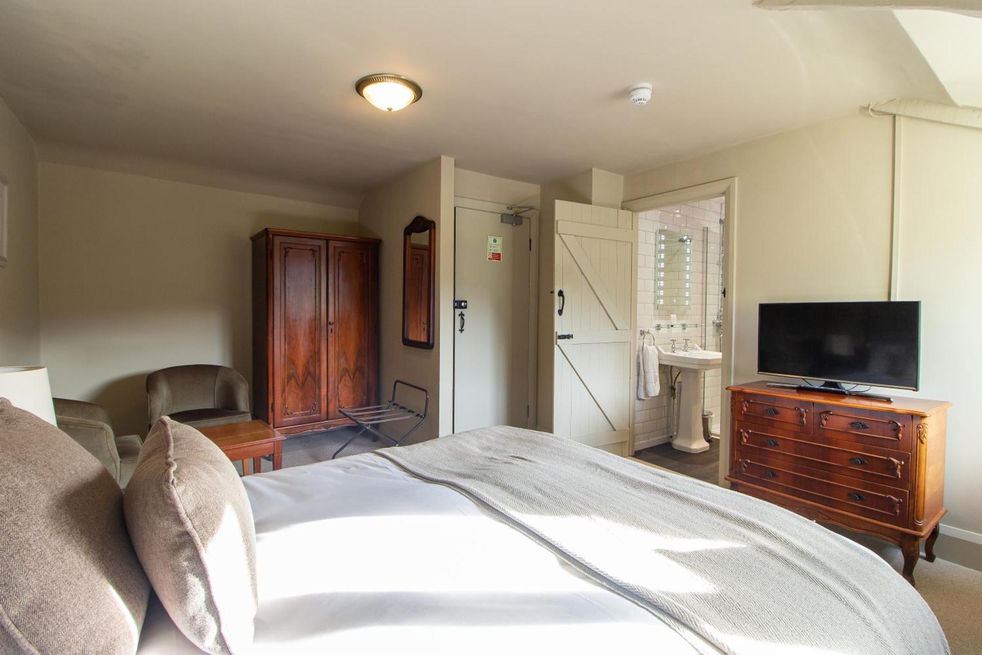 Parva Farmhouse Riverside Guesthouse Tintern Room photo